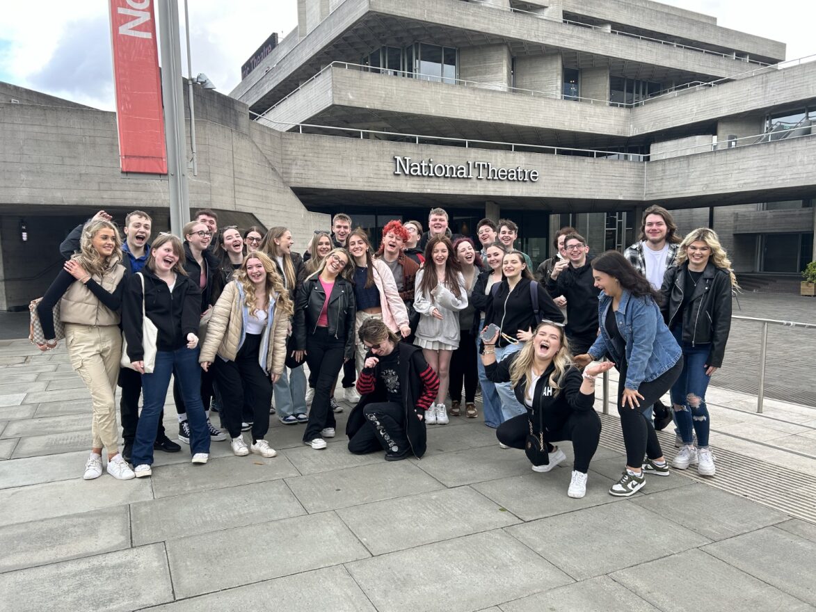 Ƶ Durham Students stood excitedly outside of the National Theatre in London
